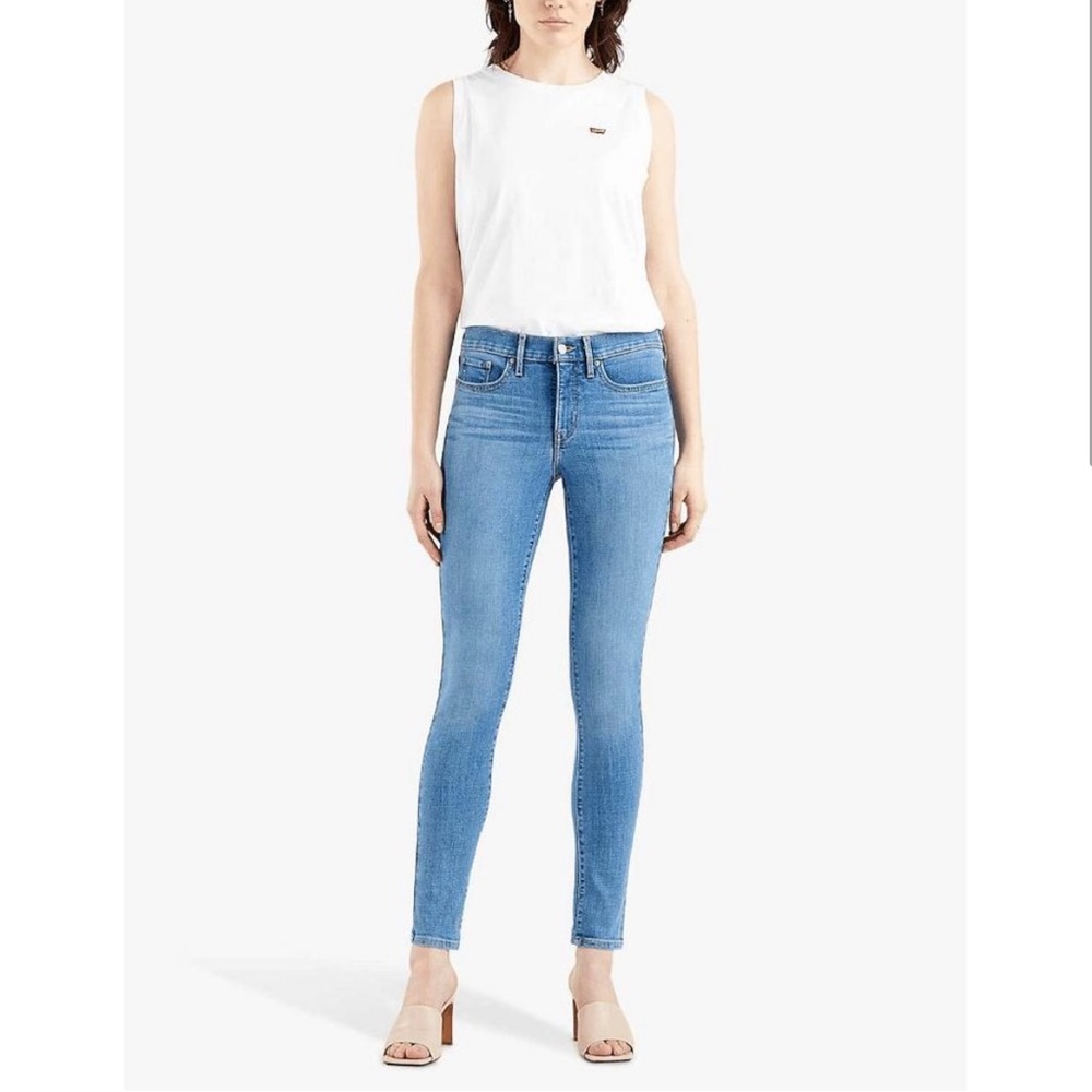 Levi’s 311 Women’s Shaping Mid-Rise Skinny Jeans in light wash